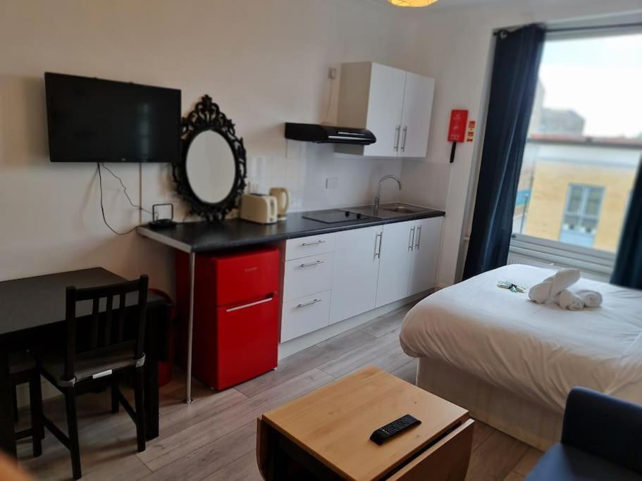 Chic & Modern Studio In Caledonian Rd Londra Exterior foto