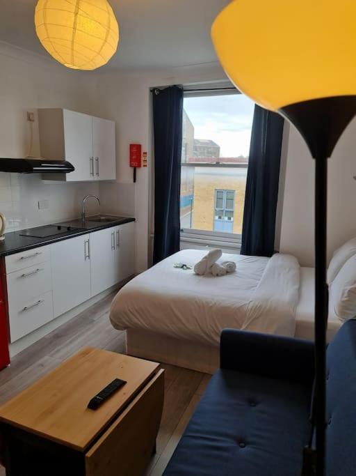 Chic & Modern Studio In Caledonian Rd Londra Exterior foto